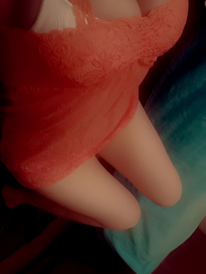 Елена привлекальеная девушка из Гулькевичи цена от 2000 руб