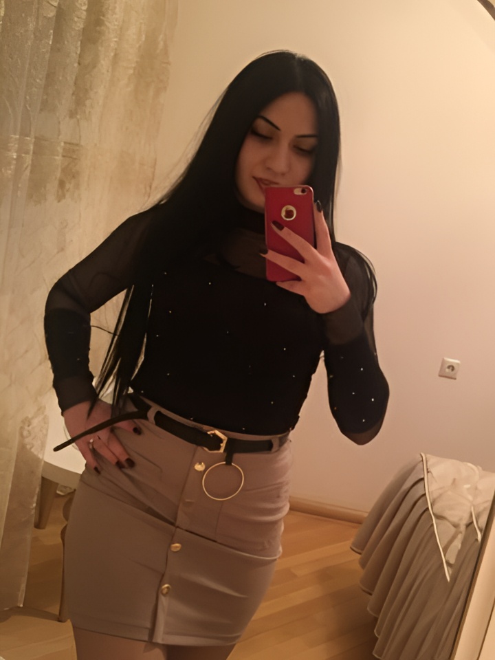 Мальвина привлекальеная девушка из Гулькевичи цена от 5000 руб