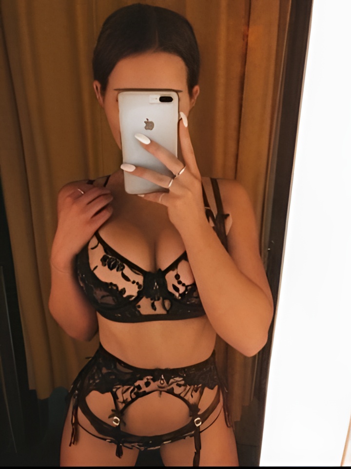 Розалия привлекальеная девушка из Гулькевичи цена от 1500 руб