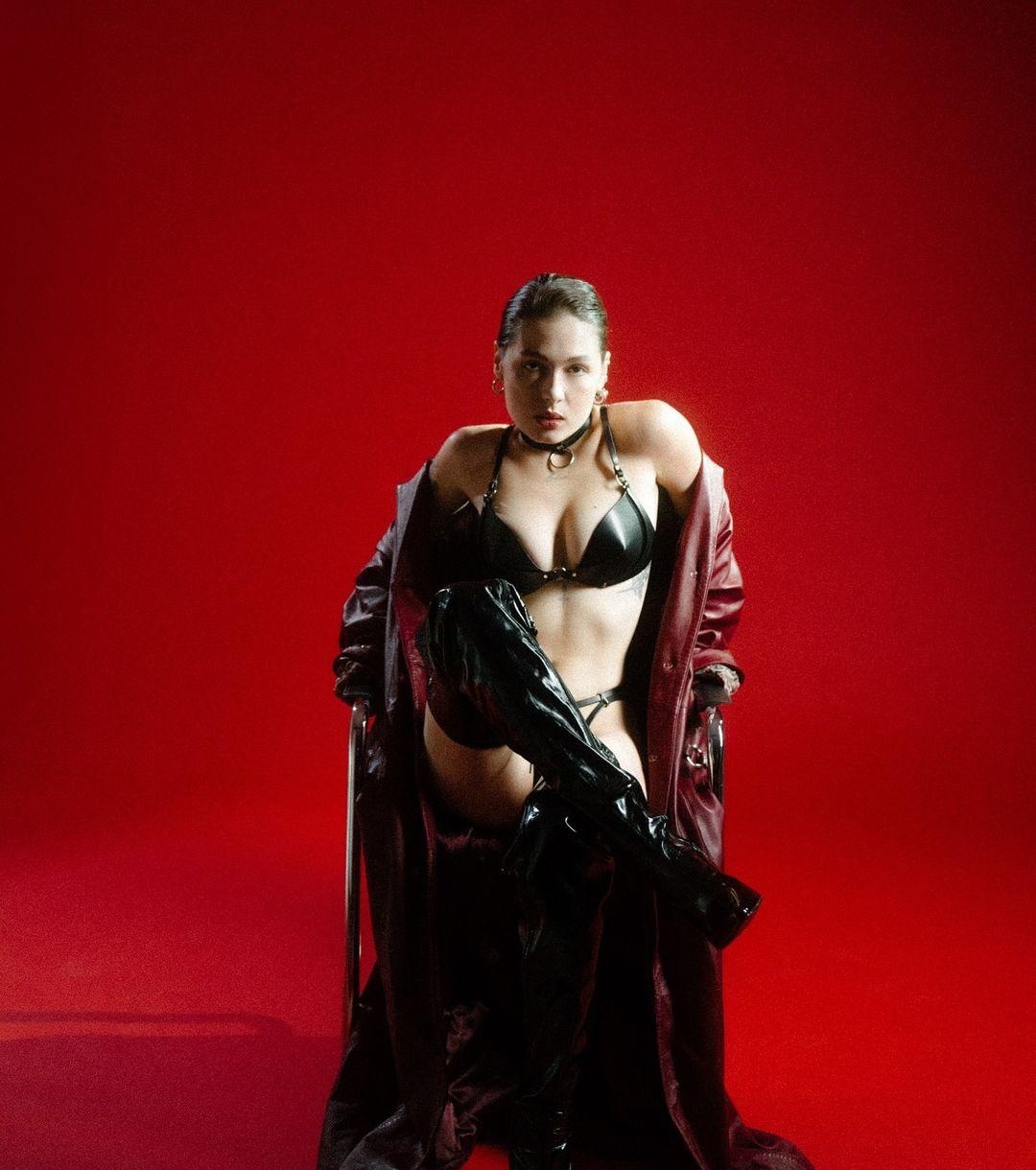 Катерина привлекательная девушка из Гулькевичи цена от 7000 руб