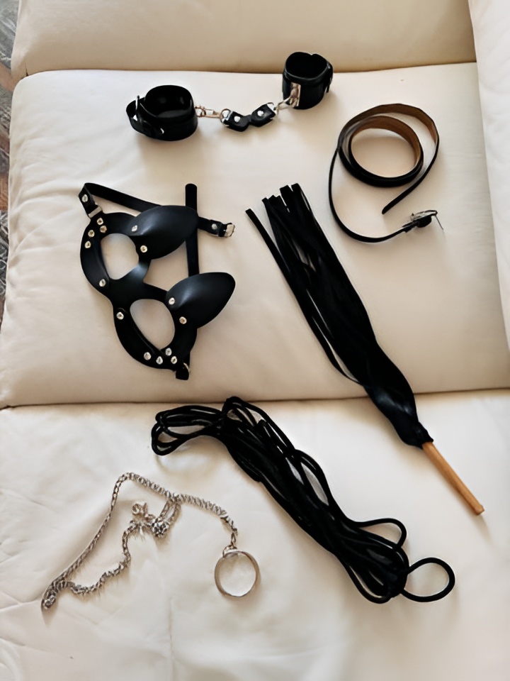 Индивидуалка Лея, доступна для личного знакомства от 2000 руб