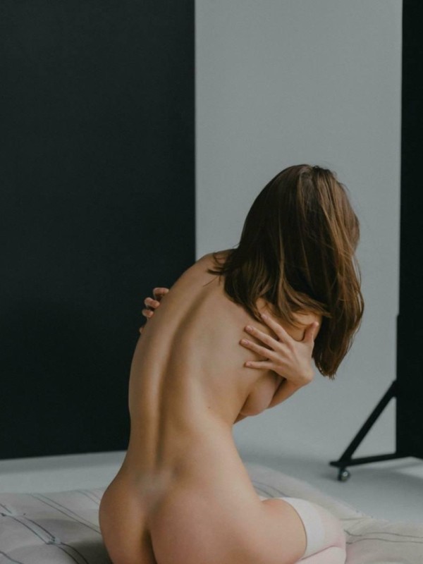 Кристина привлекательная девушка из Гулькевичи цена от 5000 руб